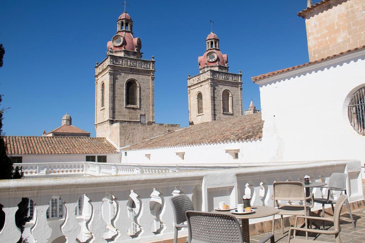 Grupoandria El Claustre De Ciutadella - Hospederia Hostel Eksteriør bilde