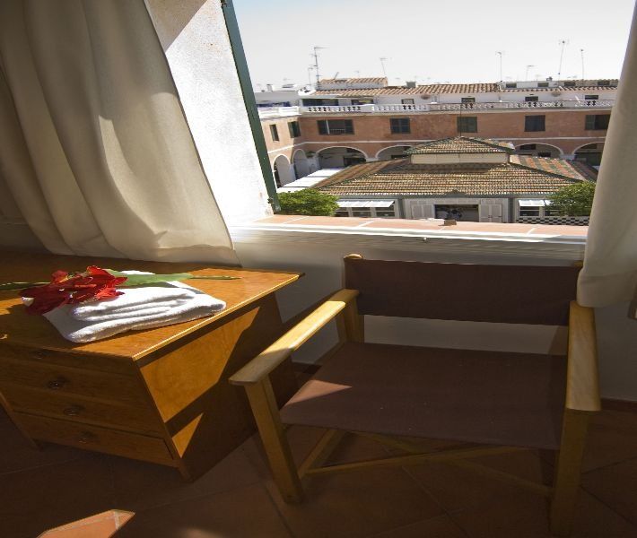 Grupoandria El Claustre De Ciutadella - Hospederia Hostel Eksteriør bilde
