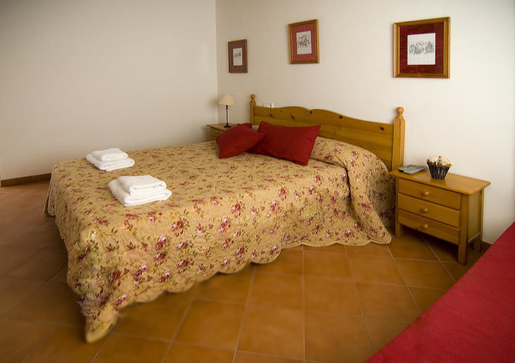 Grupoandria El Claustre De Ciutadella - Hospederia Hostel Eksteriør bilde